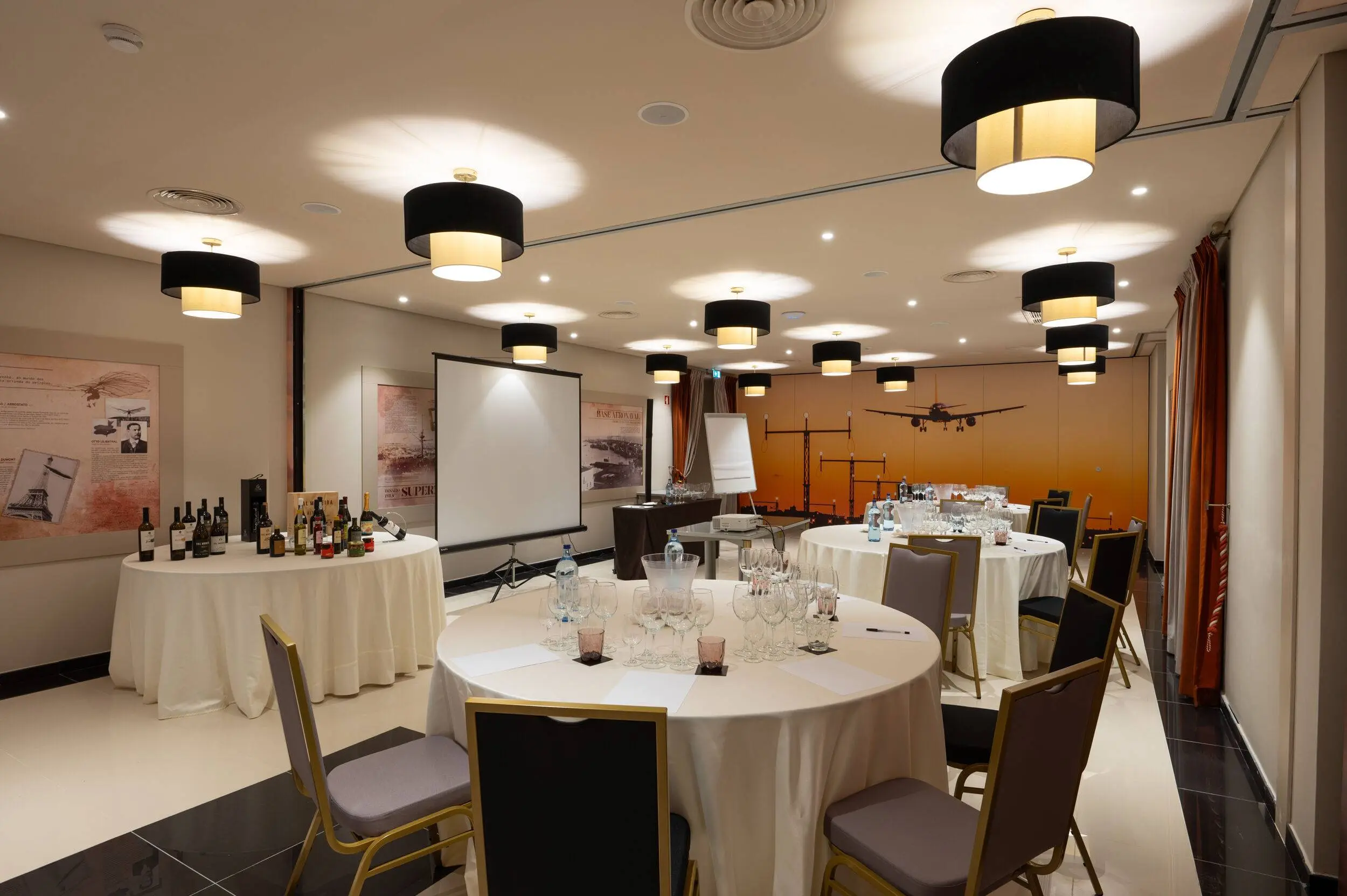 Hotel VG SMiguel Sala de Aviação 2 + Sala de Aviação 3
