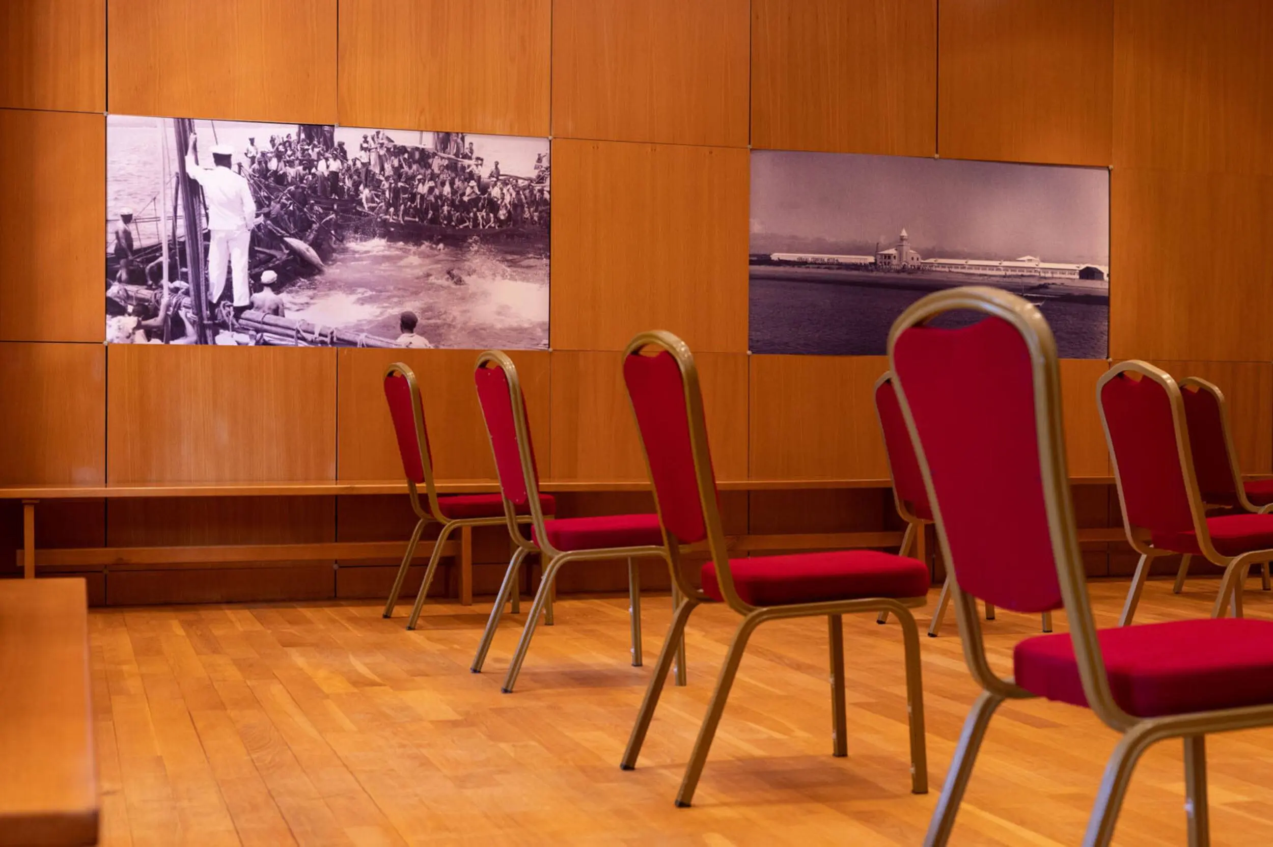 VG-Albacora-Sala-Reuniao-Museu-1_Baixa