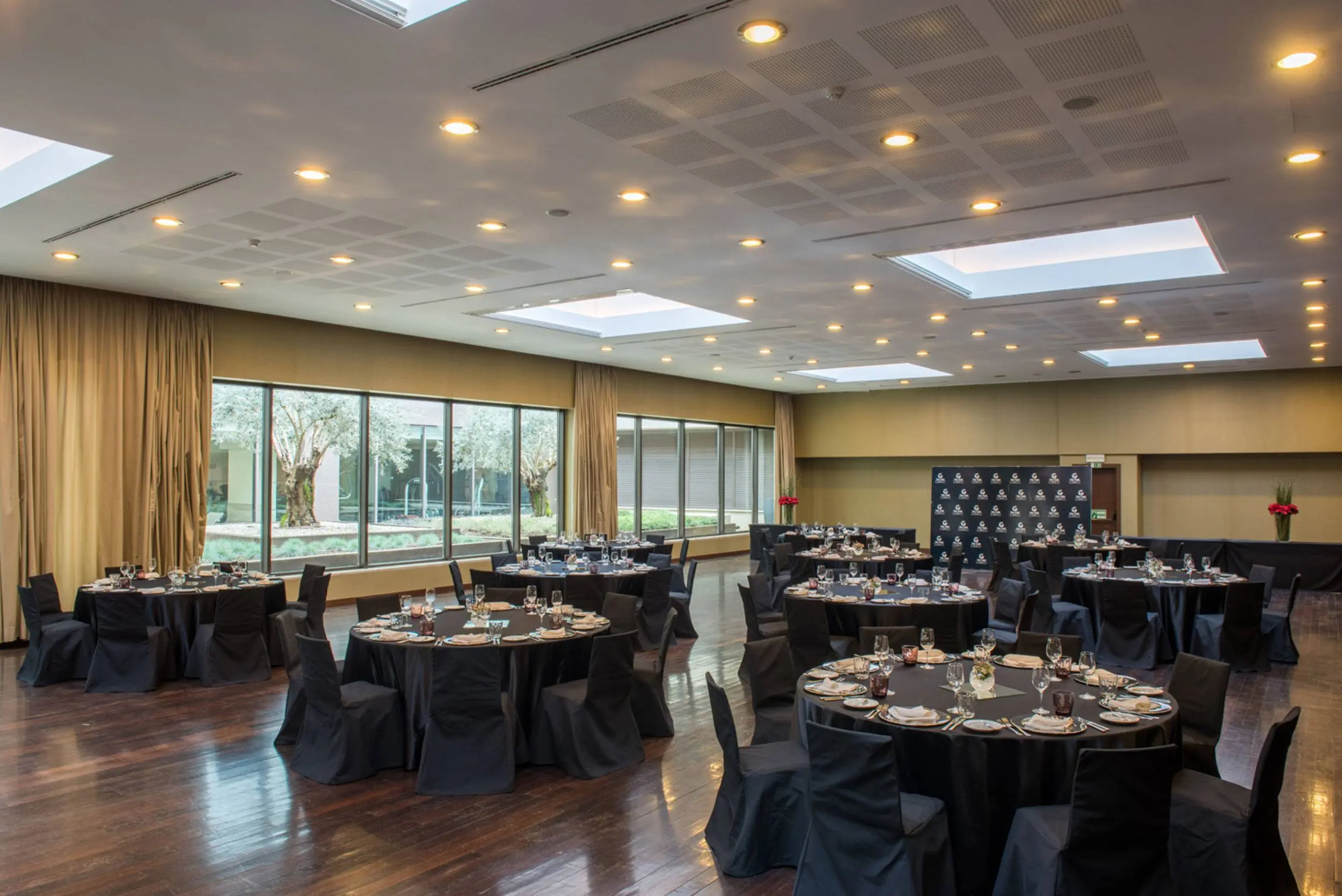 VG Coimbra_SalaReuniao_Romeu_1_Baixa