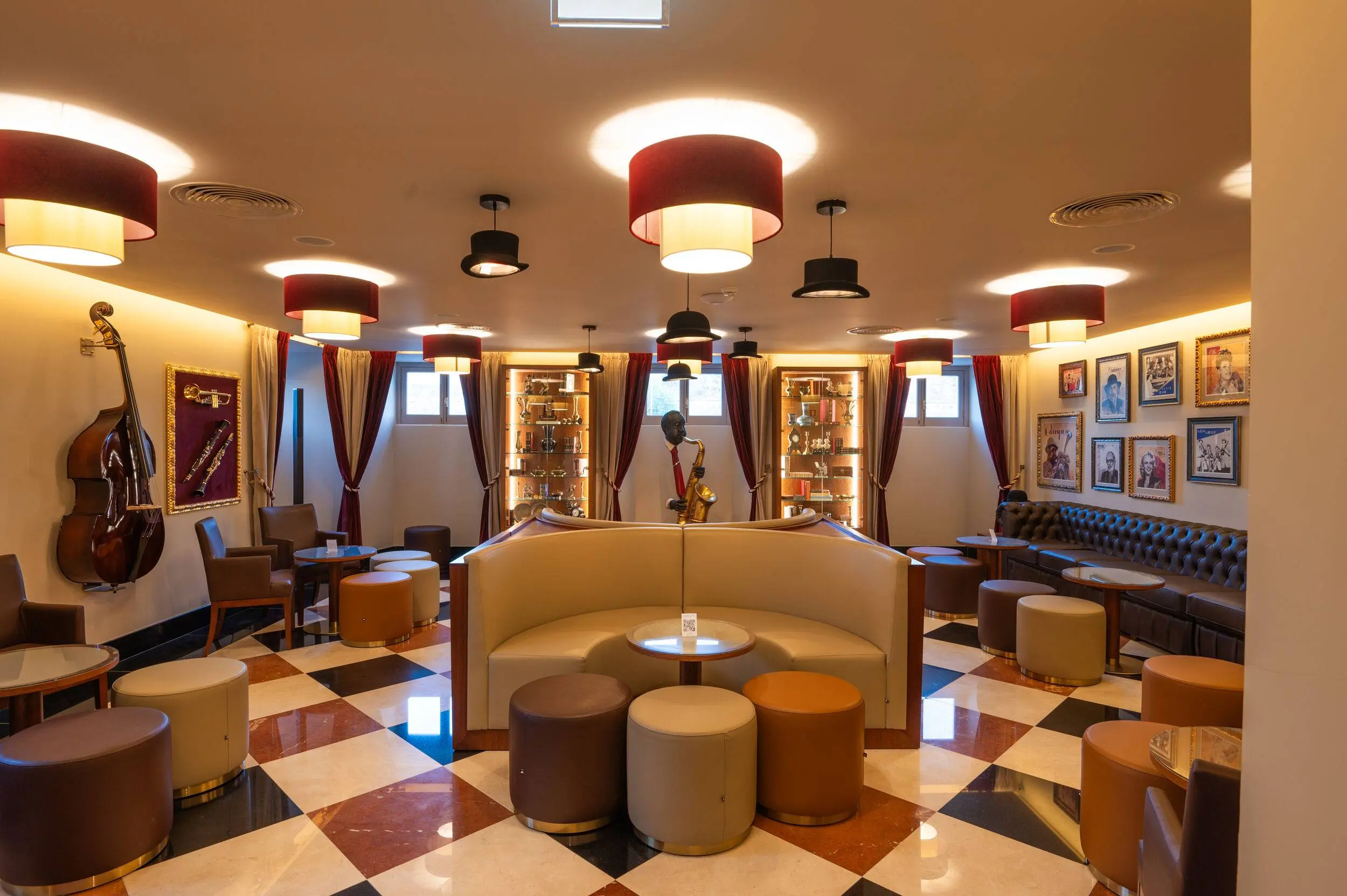 VG-Collection-S-Miguel-Bar-Soul&Blues-7