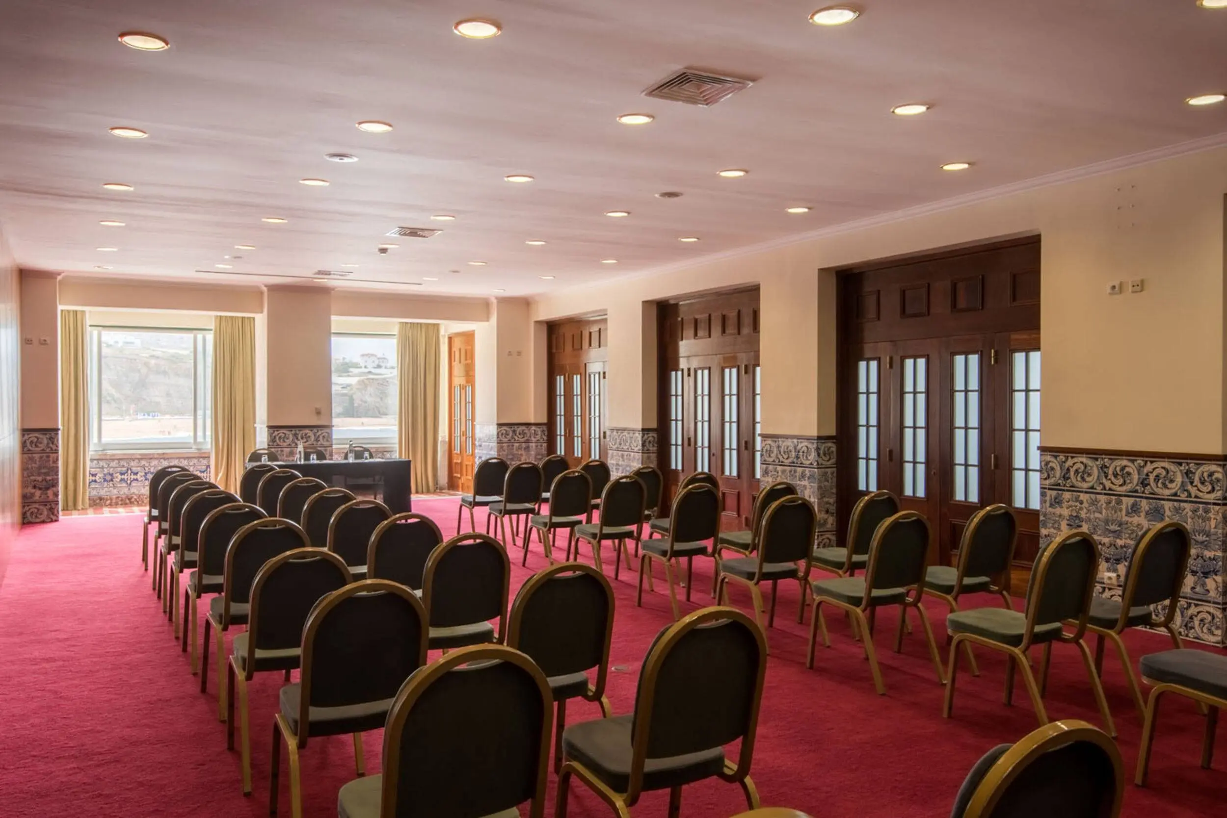 VG-Ericeira-Sala-Reuniao-6_Baixa_TAPADA DE MAFRA