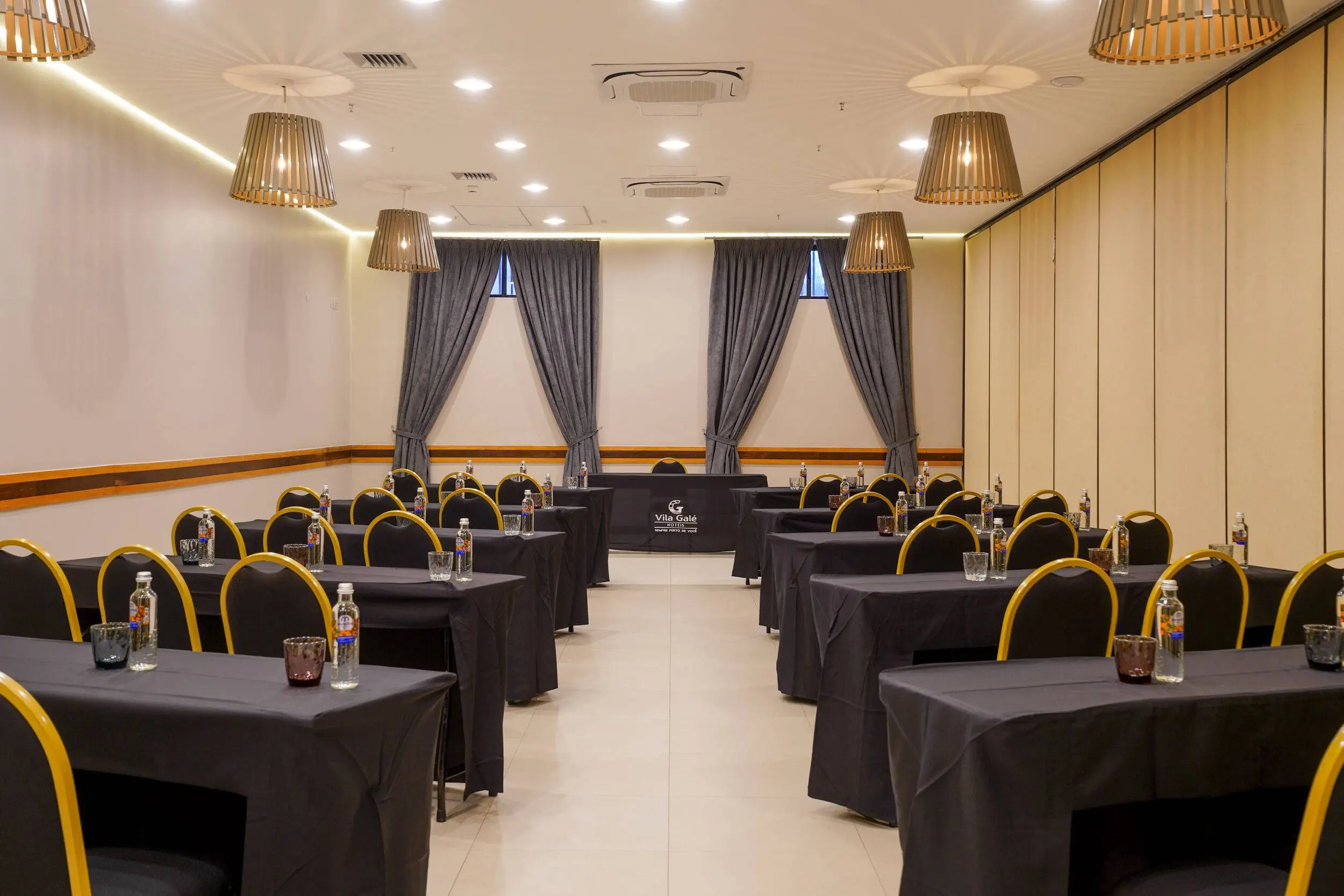 VG-FORTALEZA-SALA-DE-REUNIAO-EÇADEQUEIROS (1)