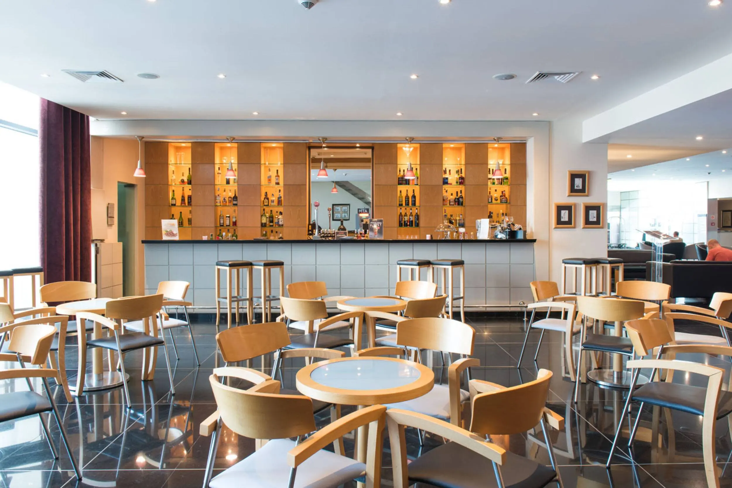 VG-Opera-Bar-1_Baixa