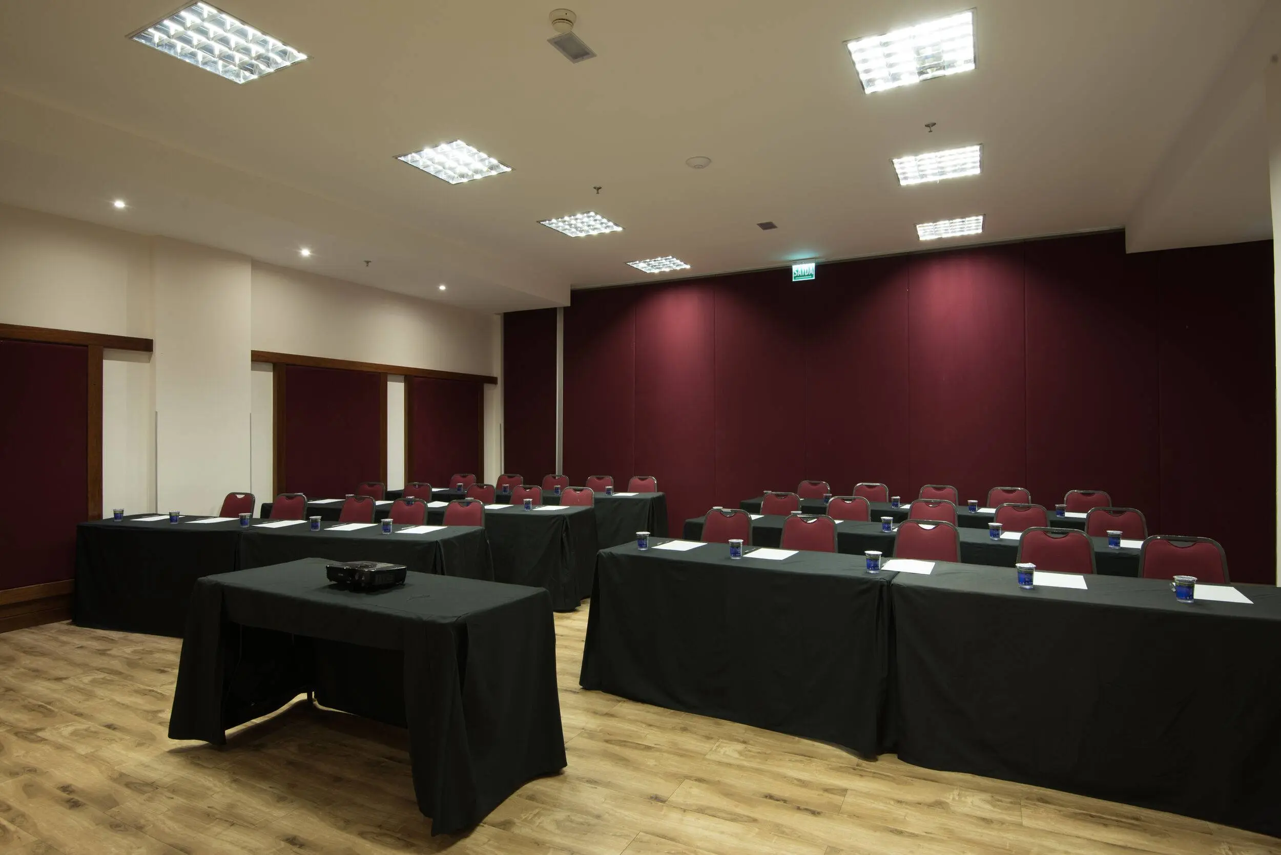 VG Salvador_SalaReuniao_2