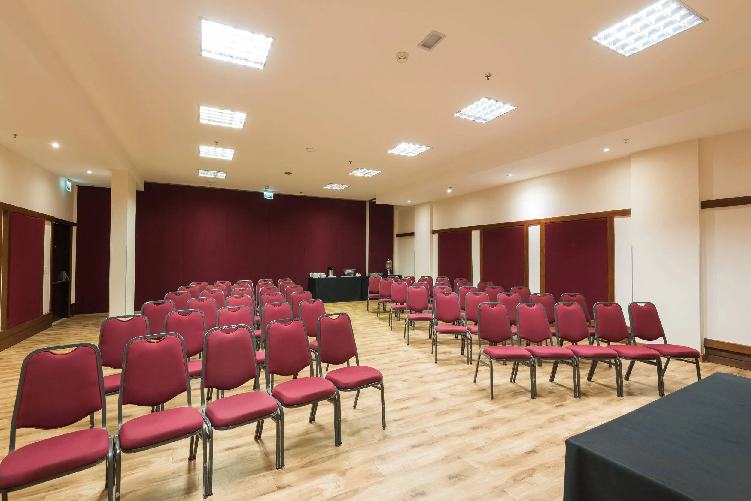 VG Salvador_SalaReuniao_5