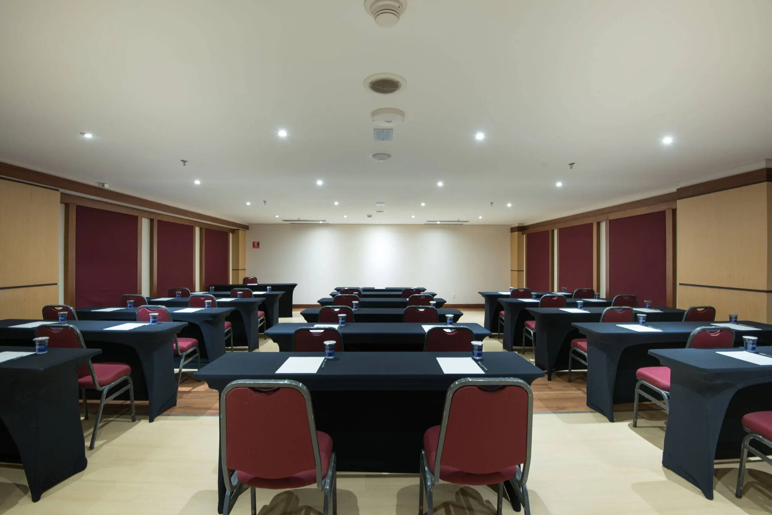 VG Salvador_SalaReuniao_7