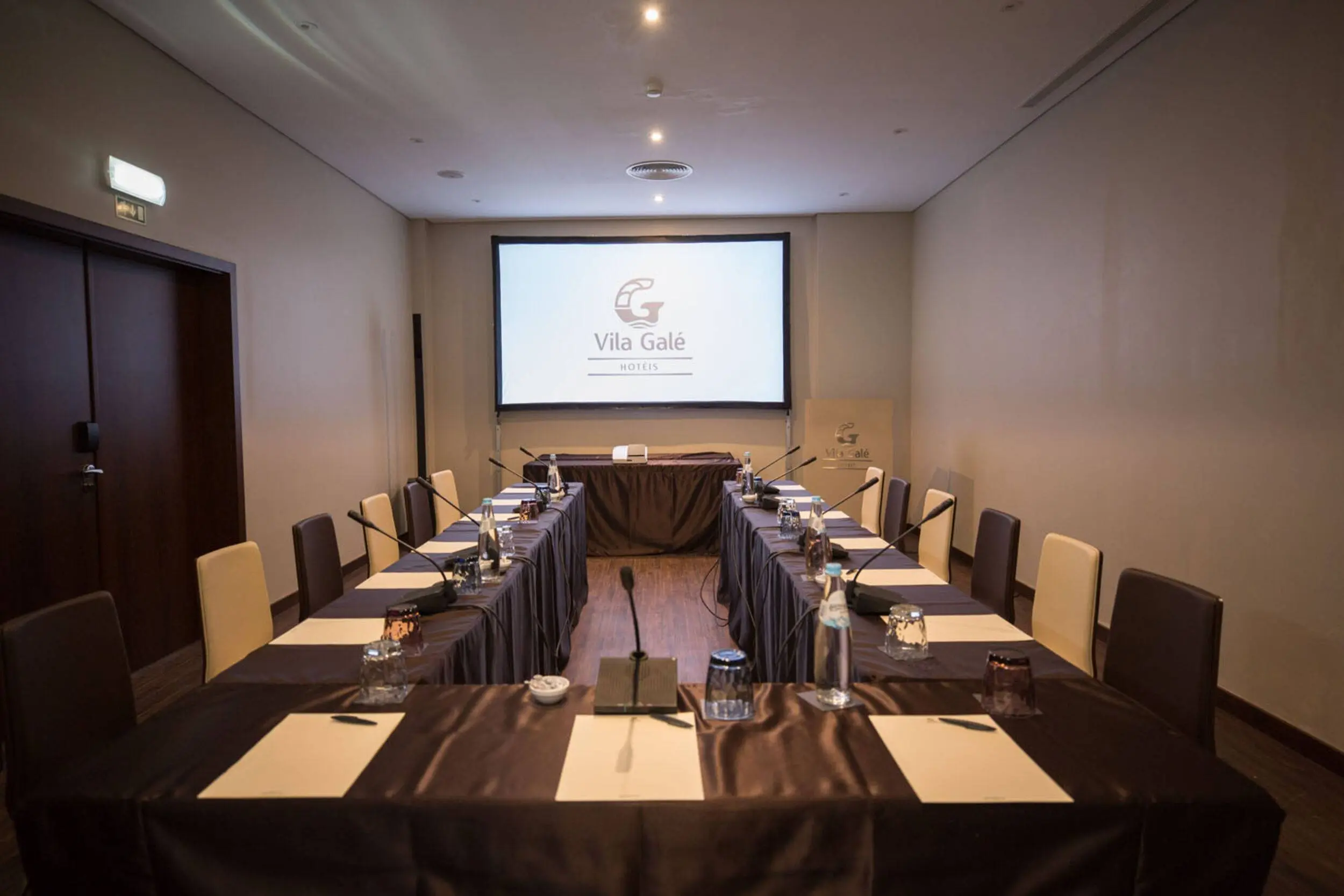 VG-Sintra-Sala-Reuniões-1_Baixa