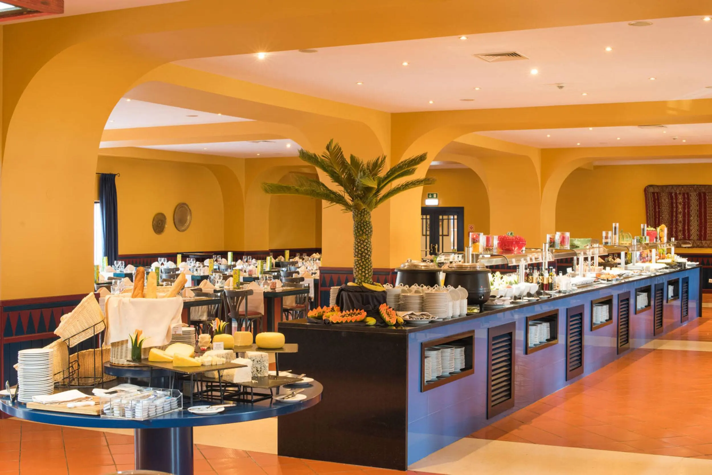 VG-Tavira-Restaurante-Versatil-2_Baixa