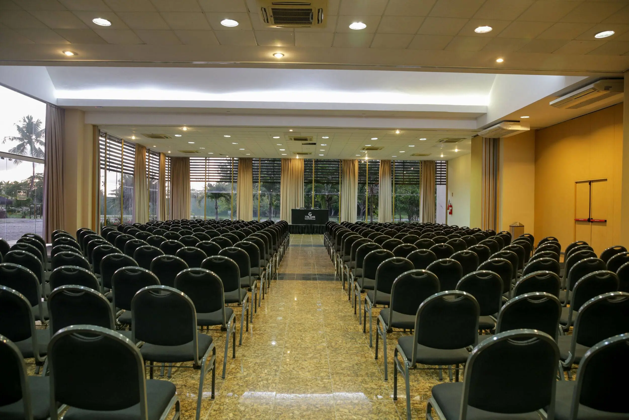 VG_CABO_SALA_DE_REUNIAO_AQUARIUS I II III (1)