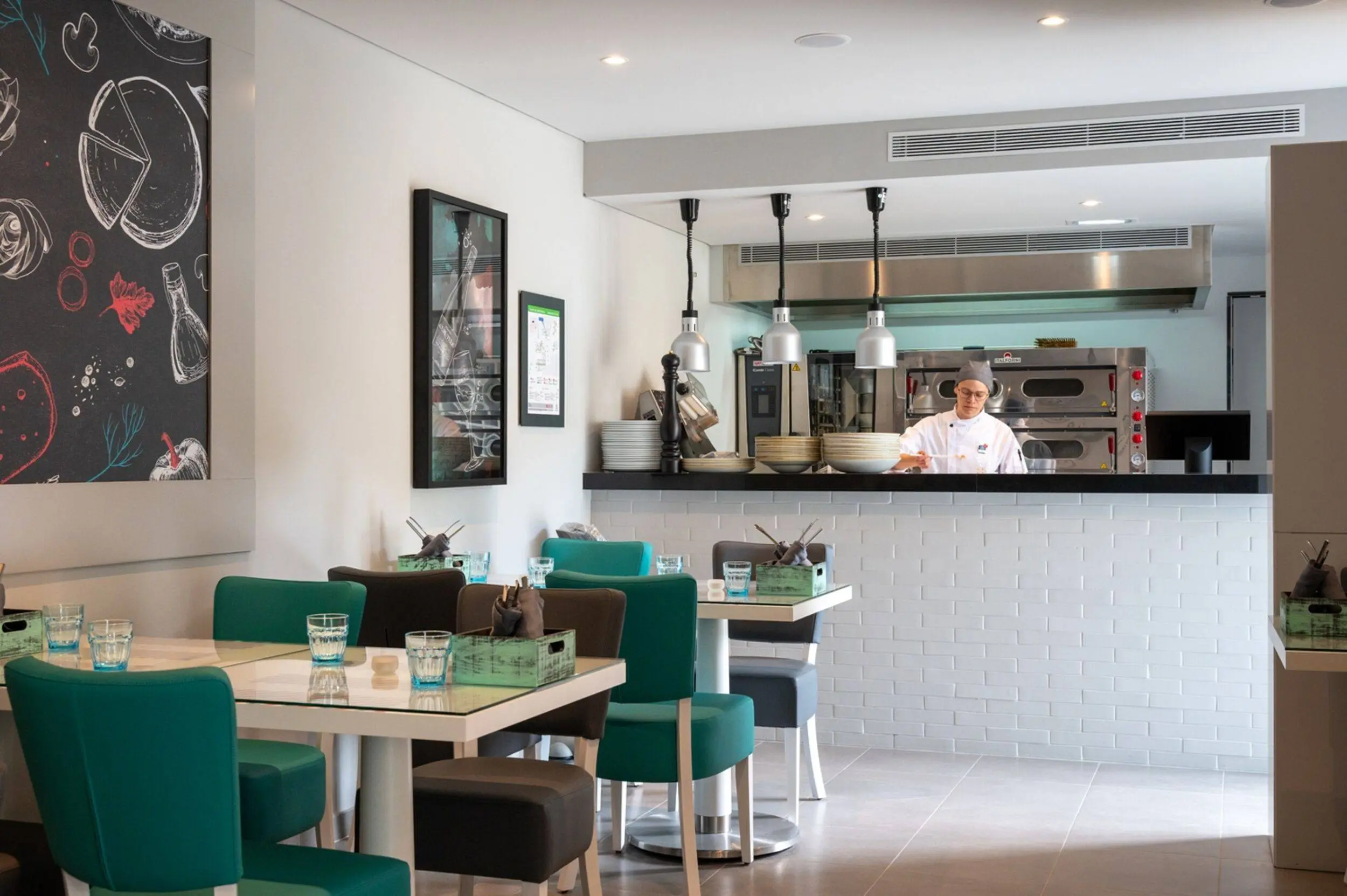 VG_Ponte-de-Lima-Vineyards-Restaurante-Massa-Fina-2_Baixa