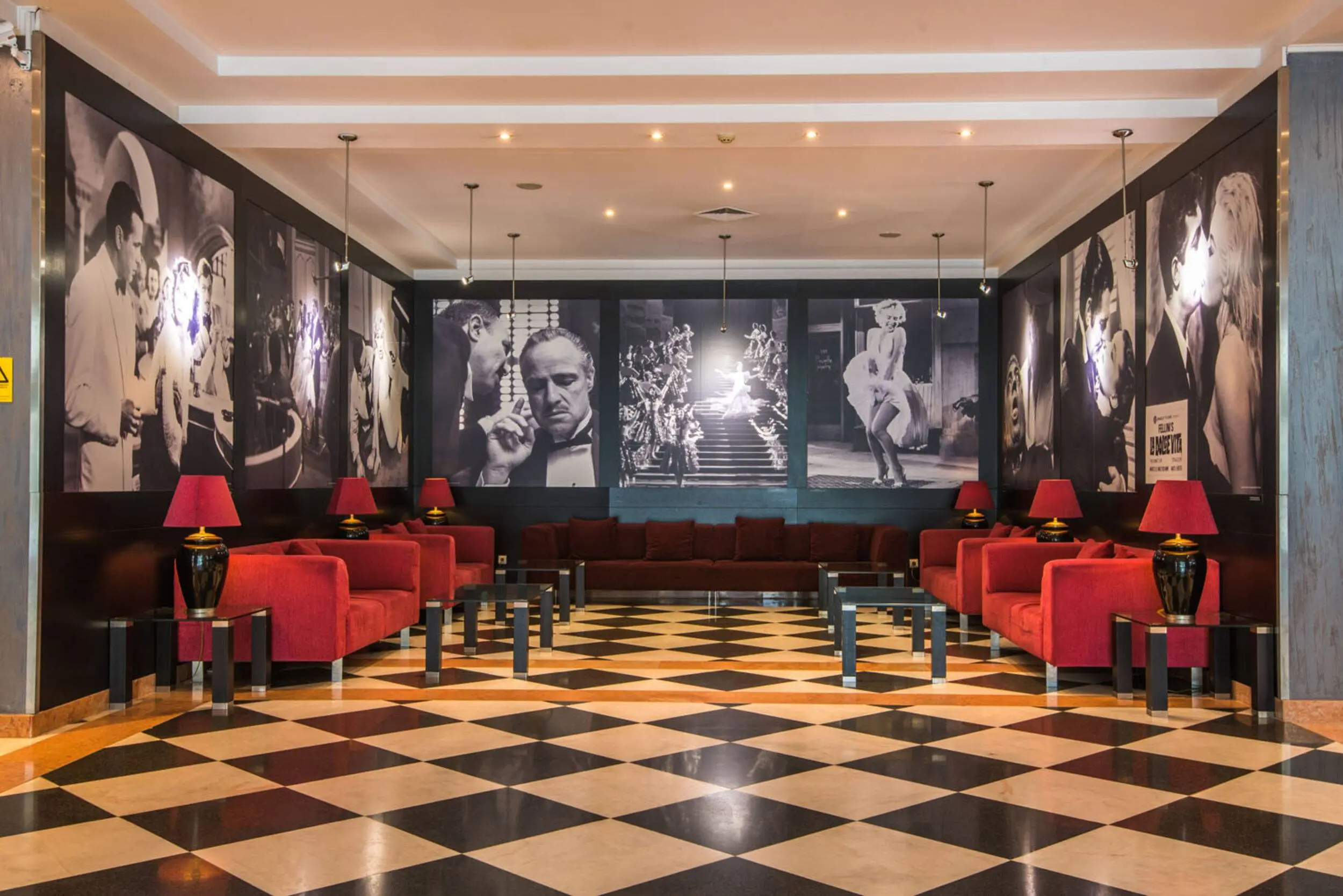 VG_Porto_Lobby_1_Baixa