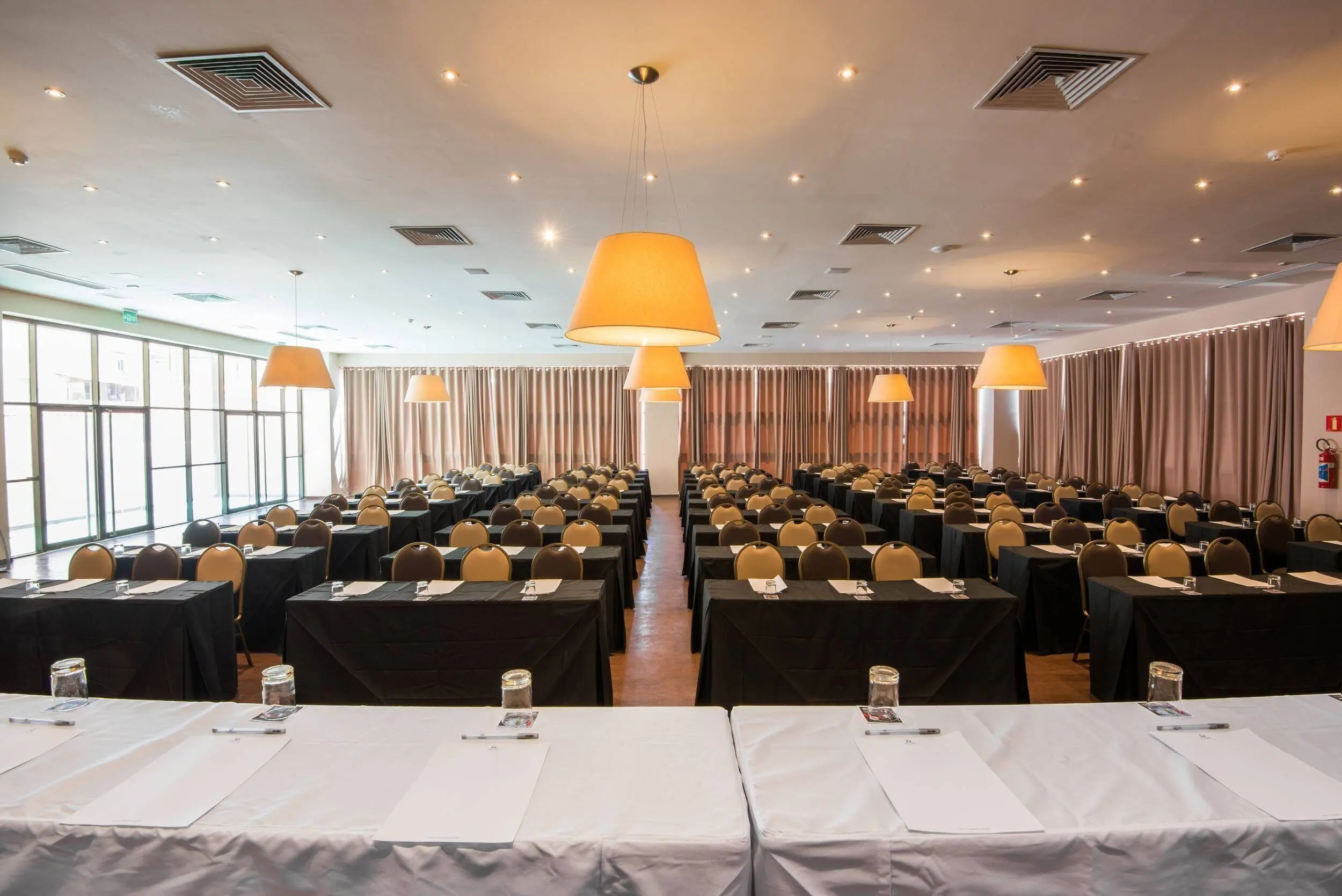 VG_RIO-sala-de-reuniao-master