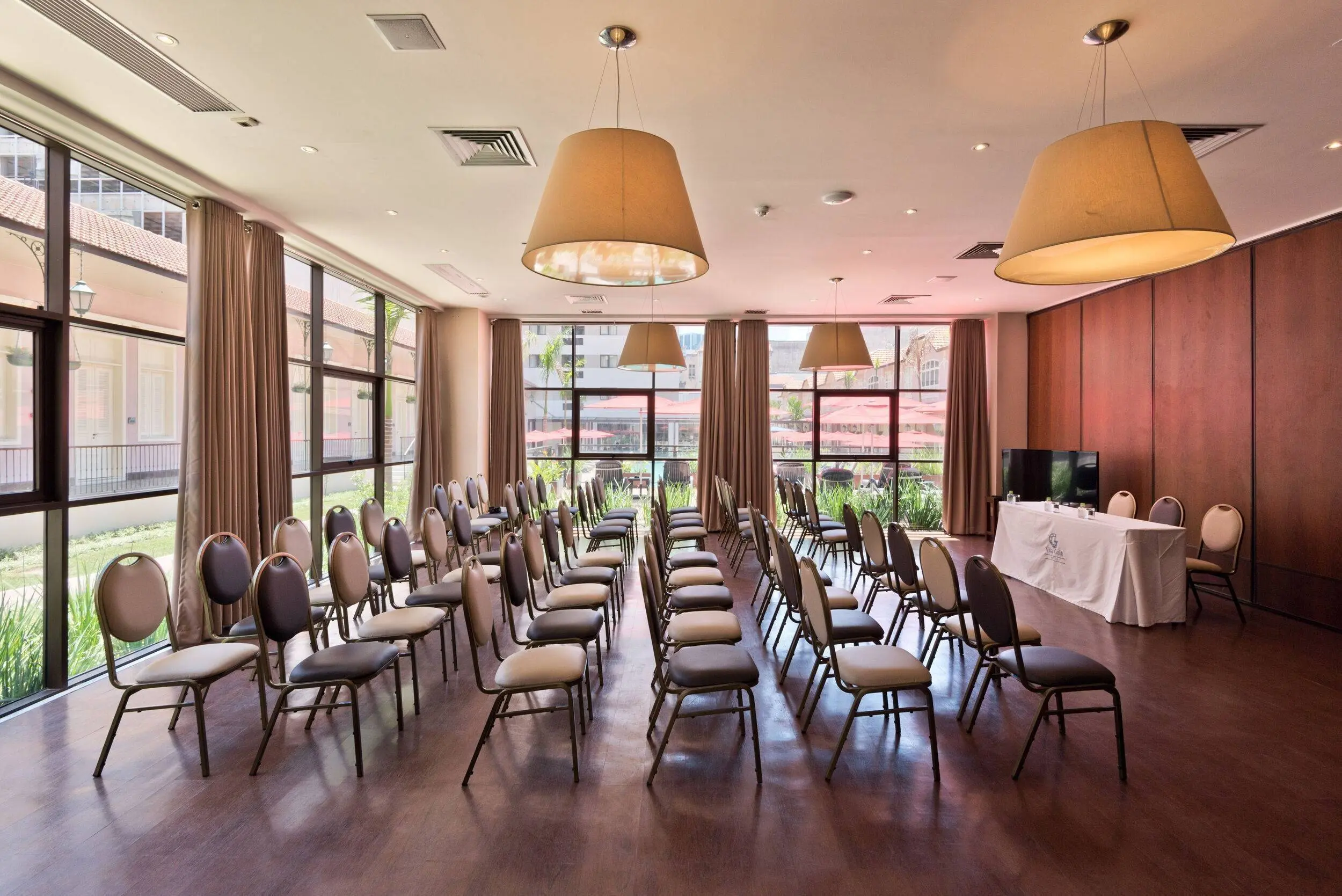 VG_RIO-sala-de-reuniao-portela