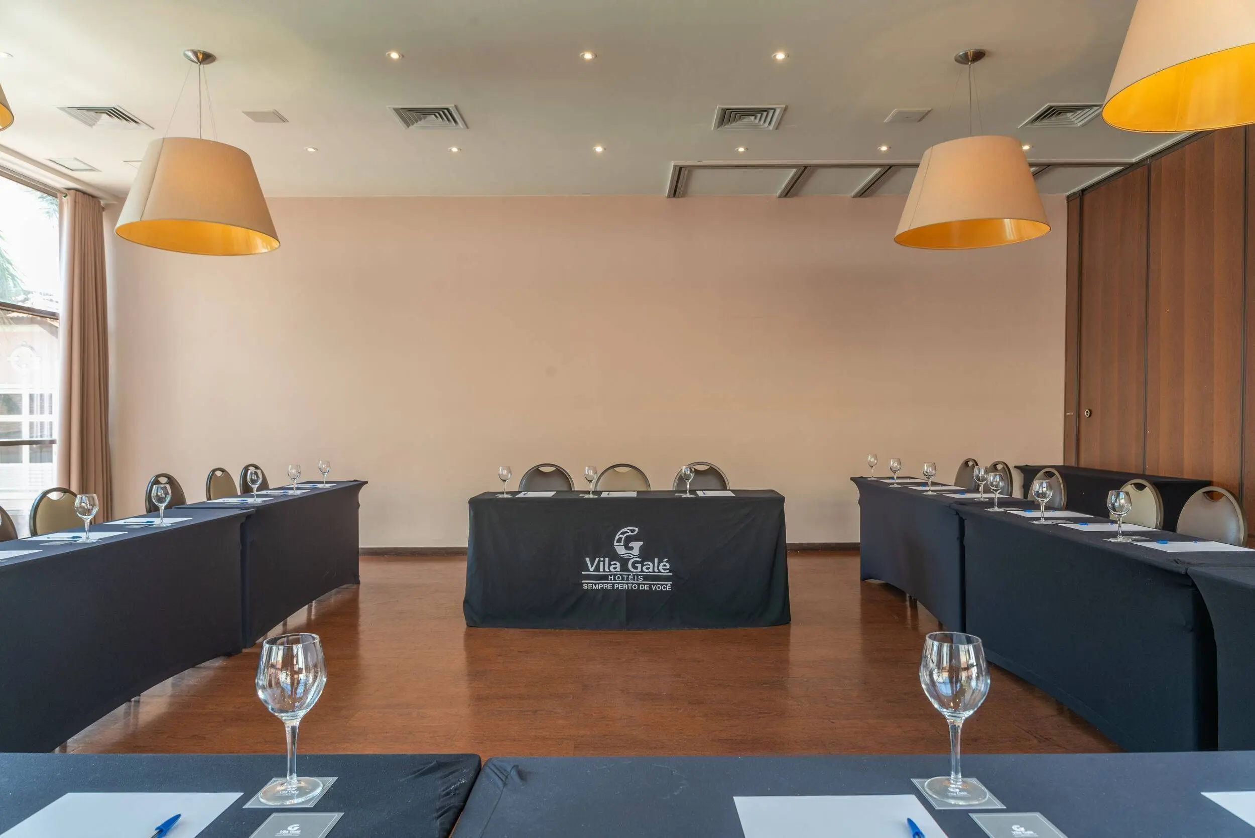 VG_RIO-sala-de-reuniao-salgueiro