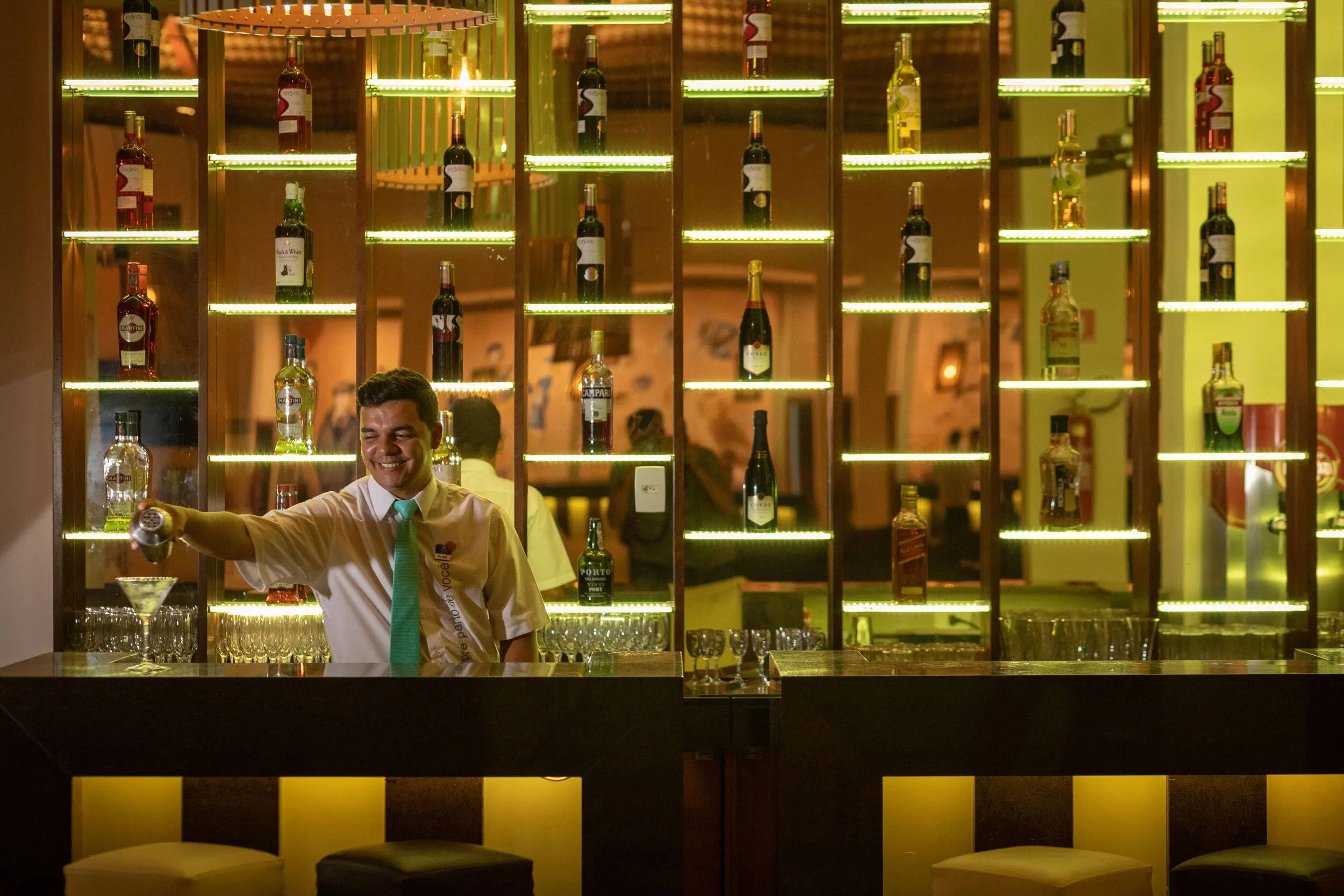 VG_TOUROS-bar-fidelio