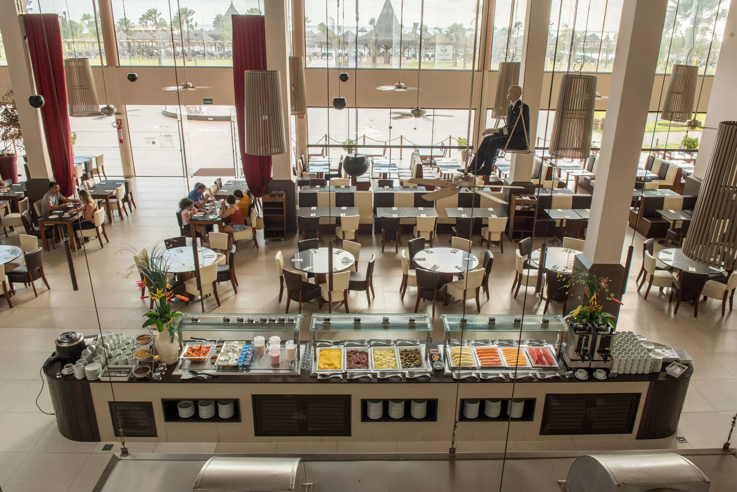 VG_TOUROS-restaurante-versatil