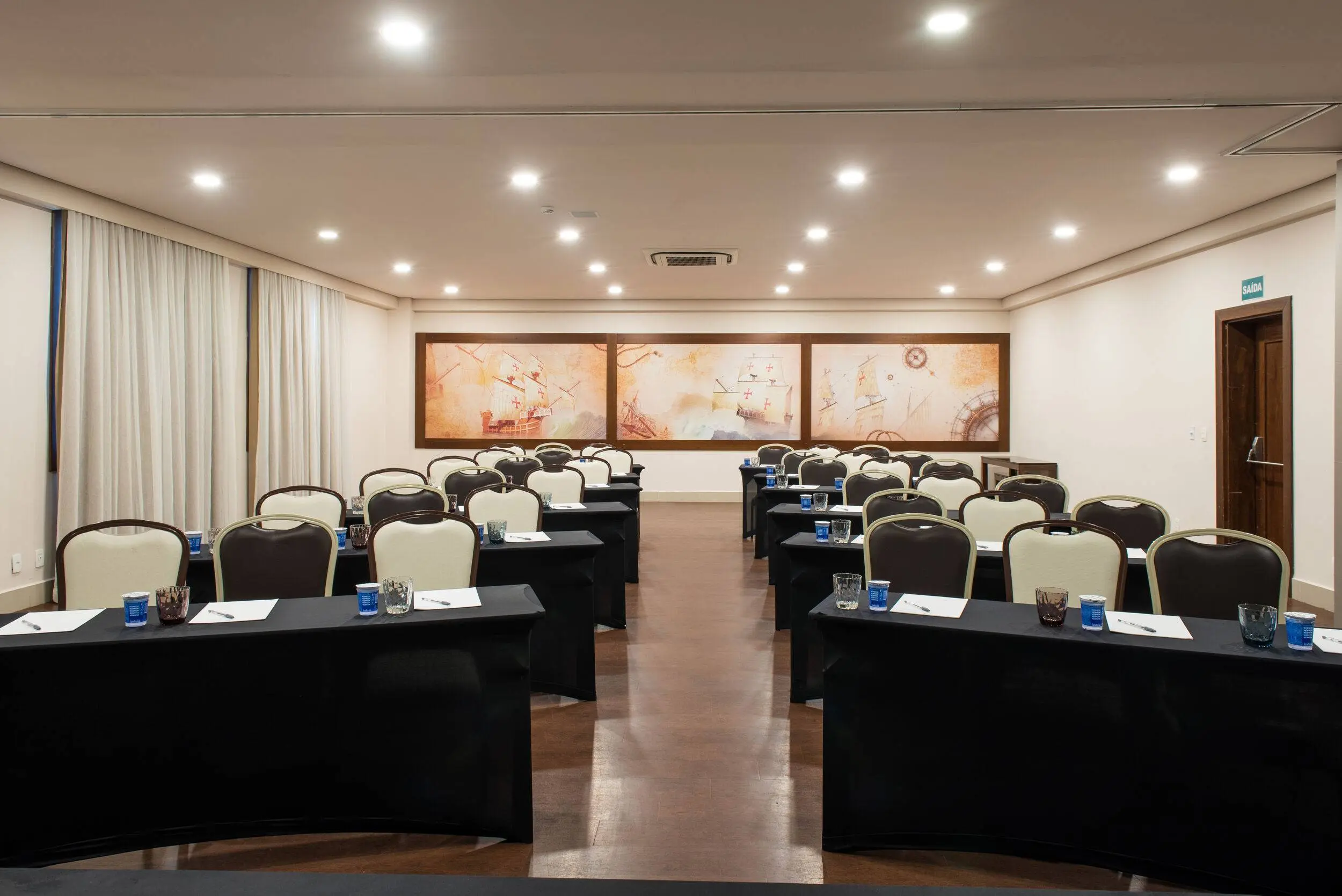 VG_TOUROS-sala-de-reunia-fortaleza