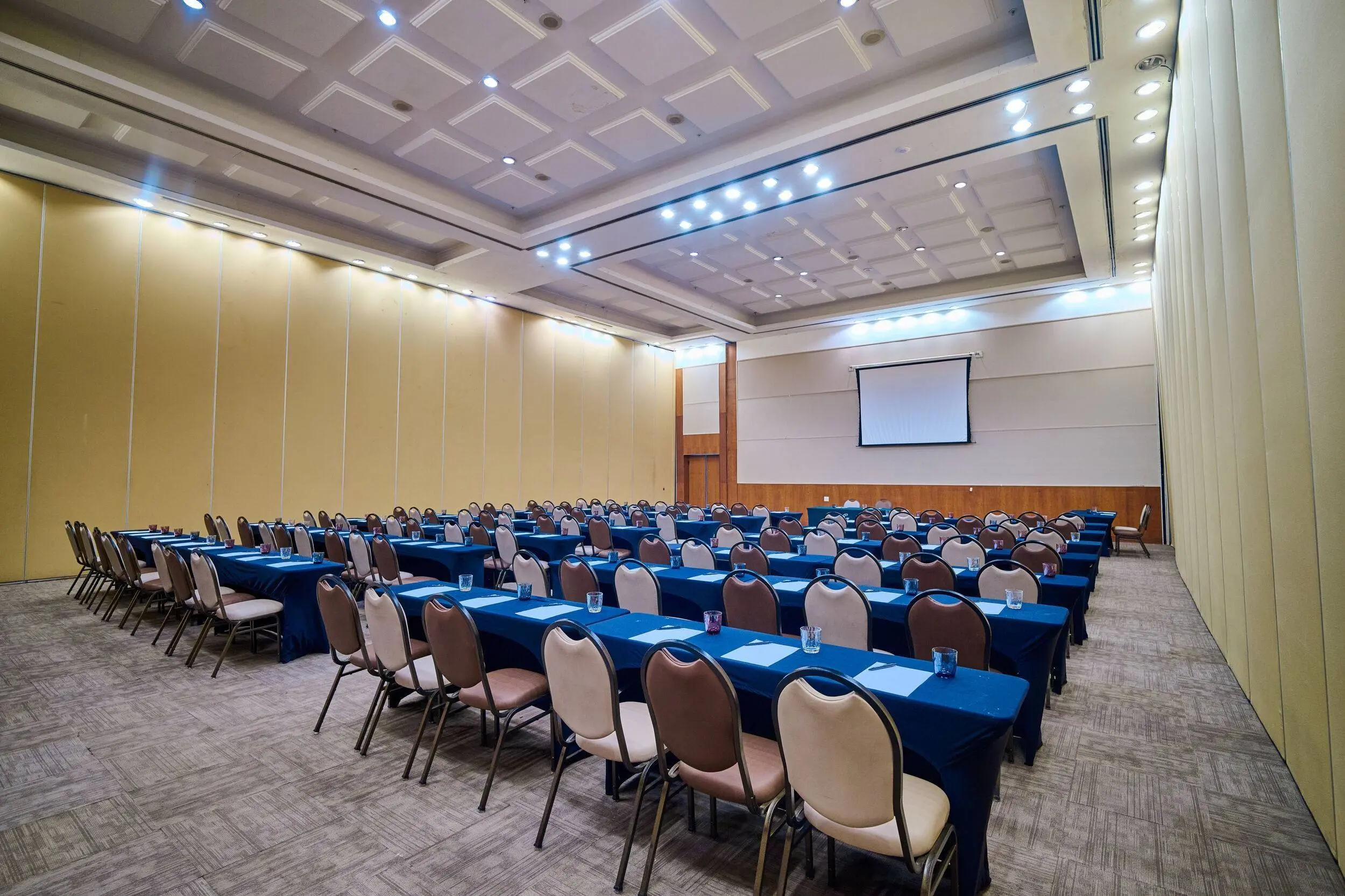 vg_angra-sala-de-reuniao-ceutauro1