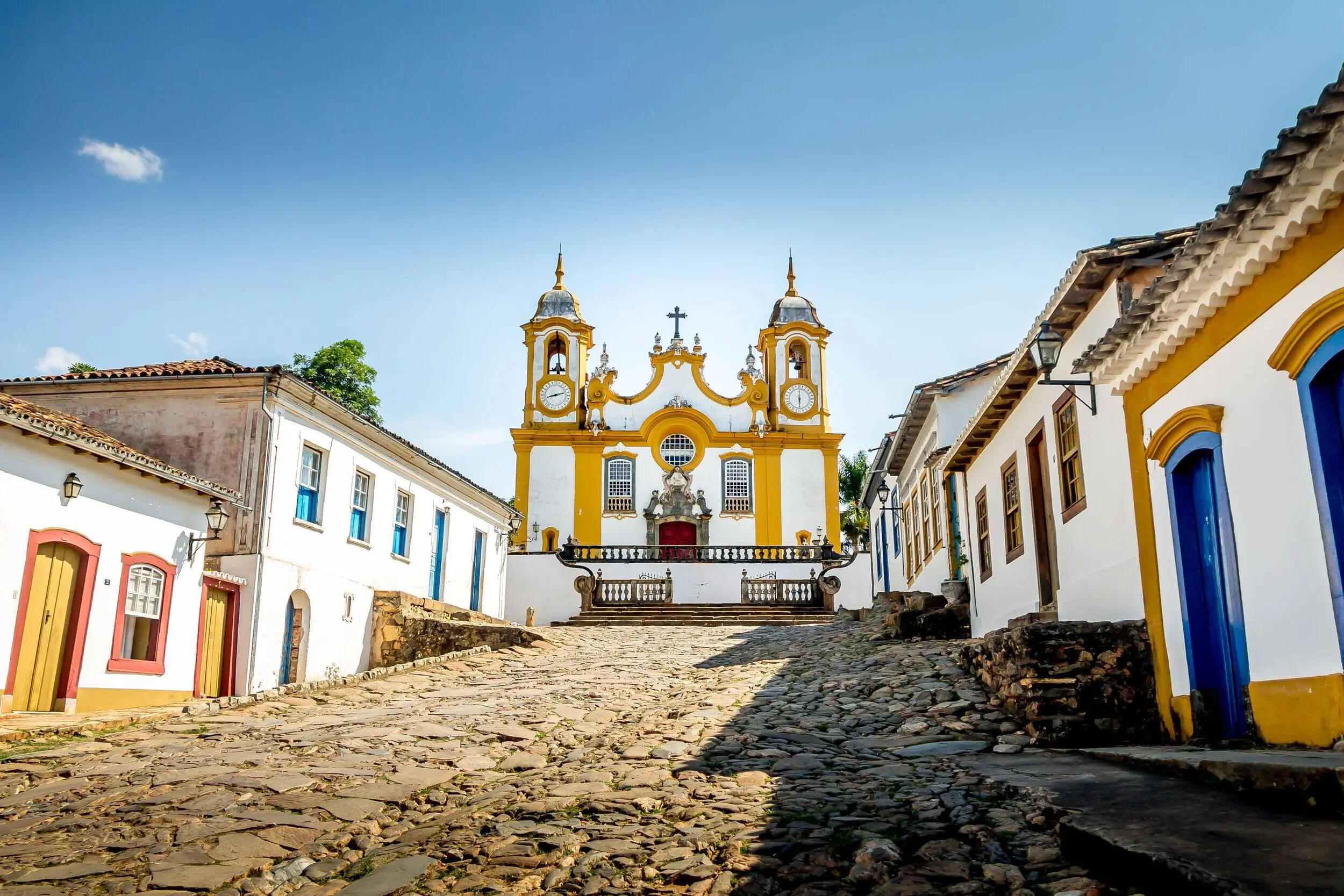 colorful-colonial-houses-and-church-in-city-of-tir-2026-03-24-15-30-11-utc