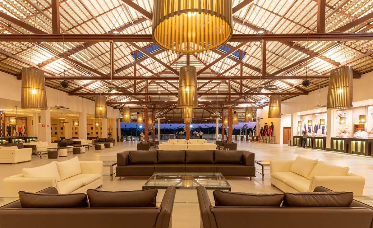 VG Touros Lobby 8 Baixa Servicos (1)