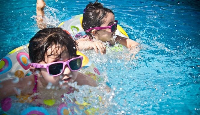 KINDER ÜBERNACHTEN KOSTENFREI