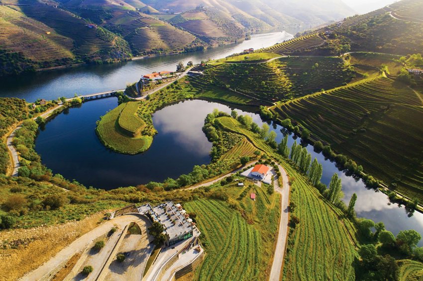 VG Douro Vineyards Aerea 1 Baixa